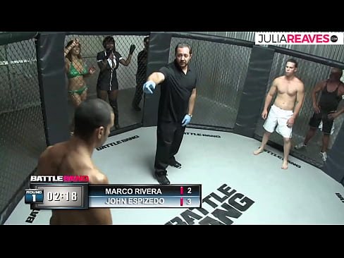 ❤️ Ultimate Fighter ቀለበቱ ውስጥ ከተጣላ በኋላ አንዲት ቁጥር ሴትን ትበዳለች። ❤ የፊንጢጣ ቪዲዮ ️❤